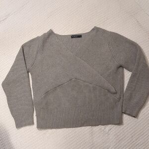 Kookai Women's V-Neck Sweater in Light Gray